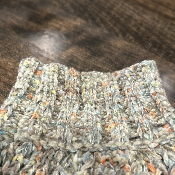 Super cute Jessica Simpson sweater - Picture 3 of 4